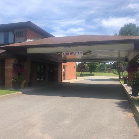 Rodeway Inn Saint John Exterior photo